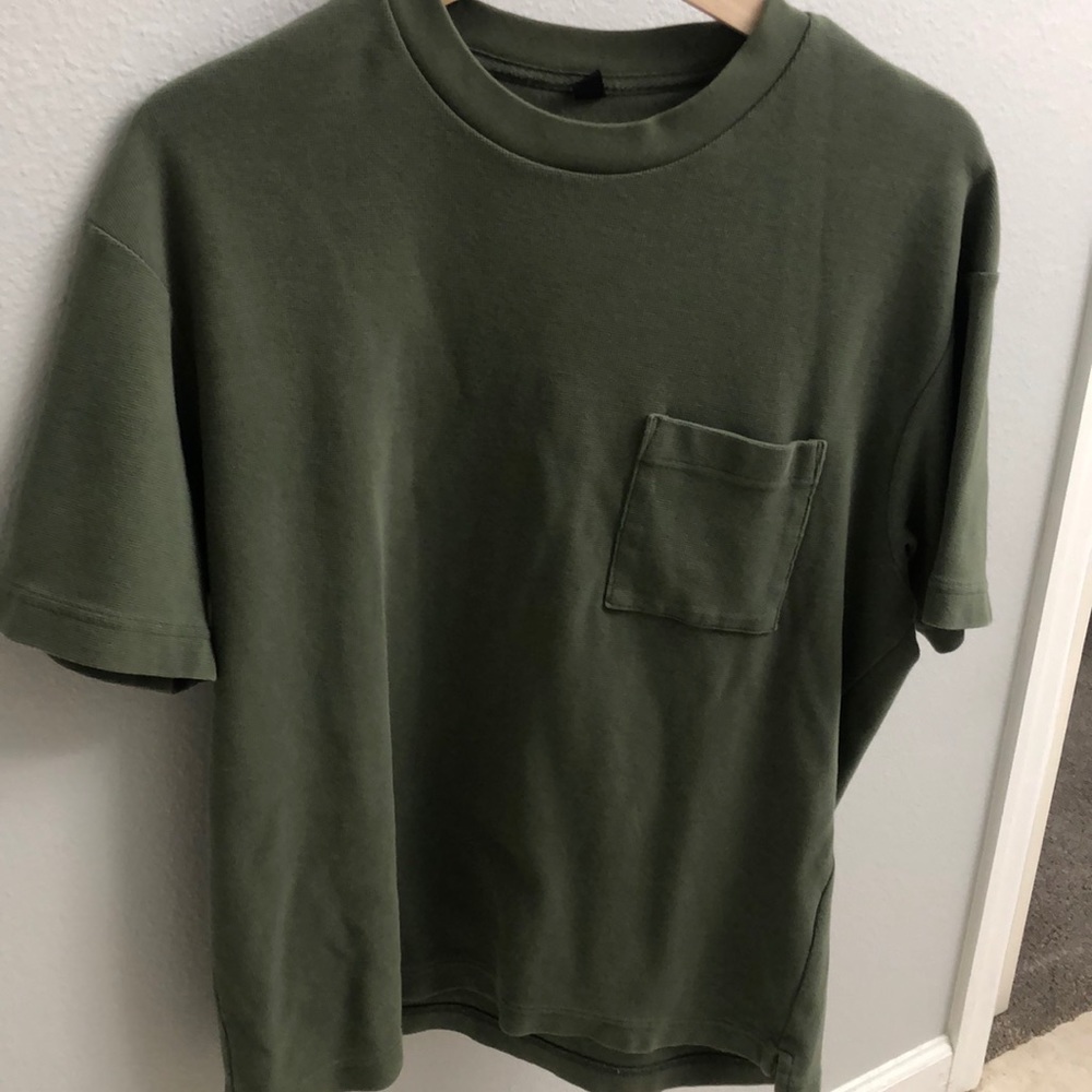 Men’s t shirt